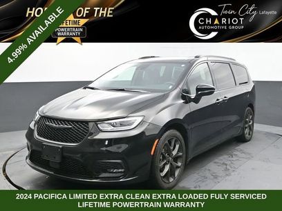 Used 2025 Chrysler Pacifica Limited