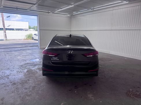 Used 2018 Hyundai Elantra SEL w/ Cargo Package FWD image 6