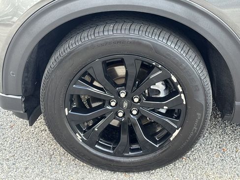 Used 2020 Ford Explorer ST image 11
