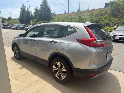 Used 2019 Honda CR-V LX image 4