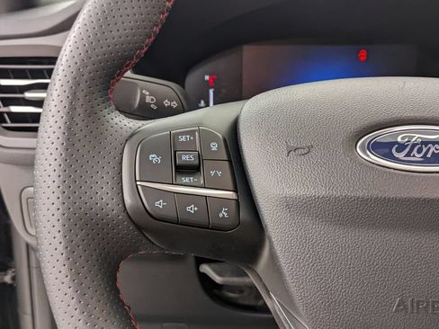 Certified 2024 Ford Escape ST-Line w/ Tech Pack #1 AWD/4WD image 32