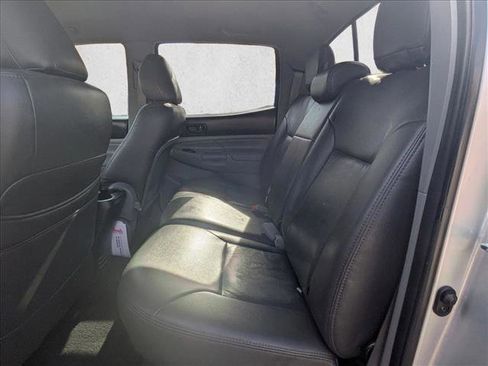 Used 2012 Toyota Tacoma PreRunner image 24