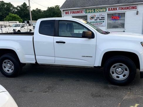Used 2017 Chevrolet Colorado W/T w/ WT Convenience Package AWD/4WD image 8