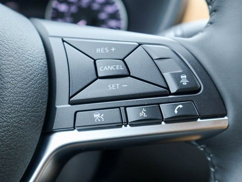 New 2025 Nissan Sentra SV w/ SV Premium Package image 12