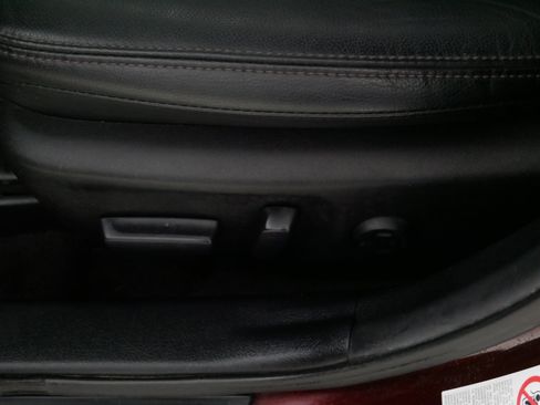 Used 2015 Toyota Avalon XLE Touring FWD image 19