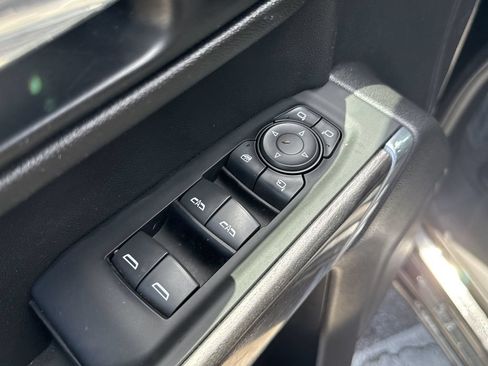 Used 2021 Chevrolet Silverado 1500 LTZ RWD image 11