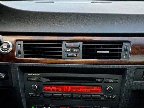 Used 2007 BMW 328xi Coupe image 18