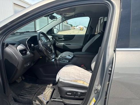 Used 2019 Chevrolet Equinox LT AWD/4WD image 3