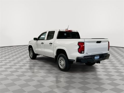 Used 2024 Chevrolet Colorado W/T image 7