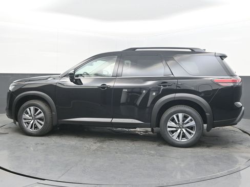 New 2026 Nissan Pathfinder SL FWD image 5
