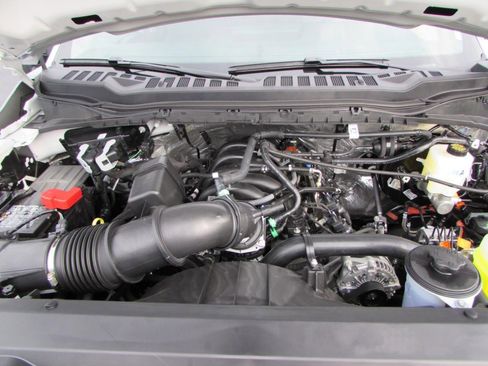 New 2026 Ford F250 XL w/ STX Appearance Package AWD/4WD image 9