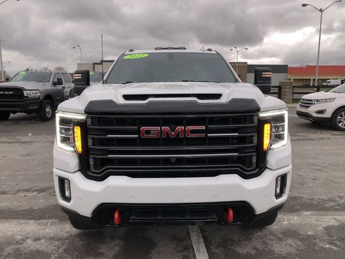 Used 2022 GMC Sierra 3500 AT4 w/ AT4 Preferred Package image 16