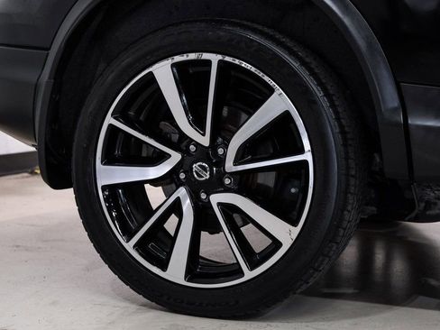 Used 2019 Nissan Rogue Sport SL w/ Premium Package image 60