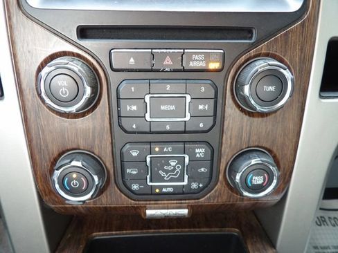 Used 2013 Ford F150 Lariat w/ Luxury Equipment Group AWD/4WD image 29