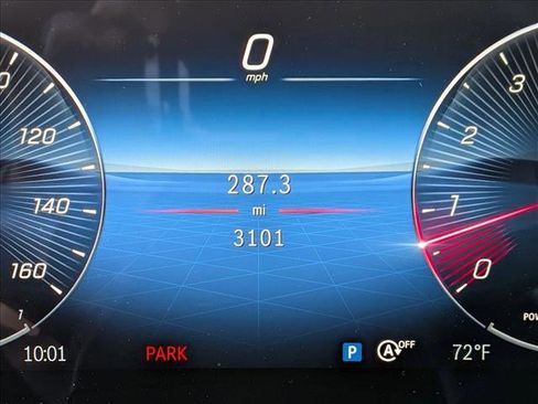 Used 2025 Mercedes-Benz GLE 350 4MATIC image 11