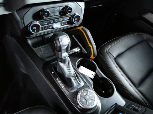 Used 2023 Ford Bronco Badlands AWD/4WD image 19