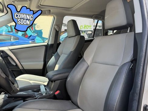 Used 2015 Toyota RAV4 Limited FWD image 13
