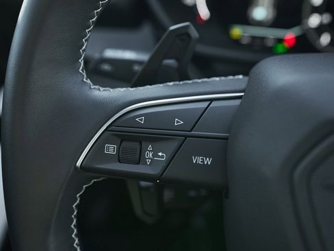 Used 2025 Lamborghini Urus SE image 53