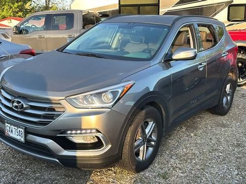 Used 2017 Hyundai Santa Fe Sport AWD/4WD image 2