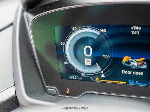 Used 2019 BMW i8 Coupe AWD/4WD image 35