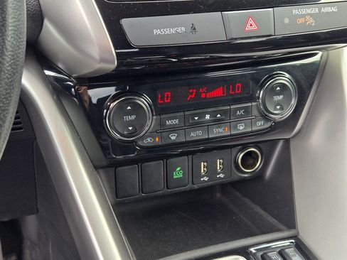 Used 2024 Mitsubishi Eclipse Cross SE AWD/4WD image 28