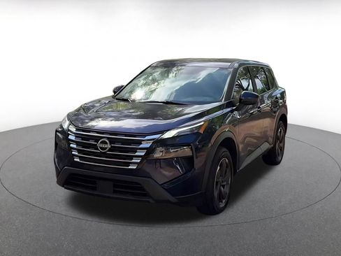 Used 2025 Nissan Rogue SV image 7