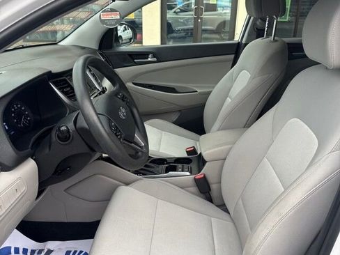 Used 2017 Hyundai Tucson SE image 10