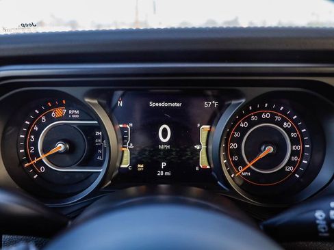 New 2025 Jeep Wrangler Unlimited Rubicon image 28