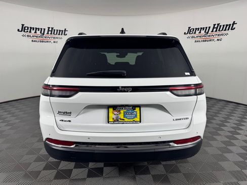 Used 2022 Jeep Grand Cherokee Limited AWD/4WD image 7