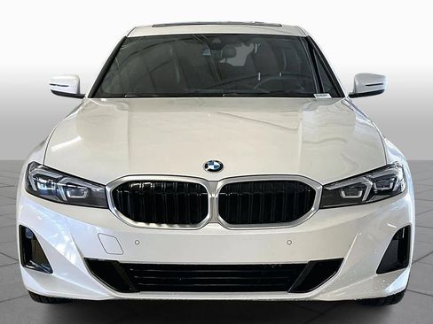 Certified 2025 BMW 330i 330i w/ Premium Package image 3