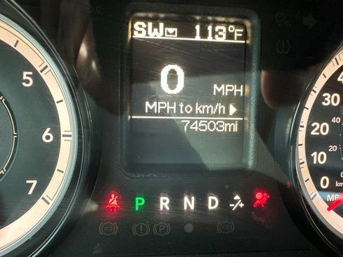 Used 2019 RAM 1500 Classic SLT AWD/4WD image 18