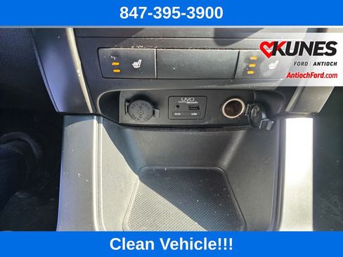 Used 2013 Kia Sorento LX w/ Convenience Pkg image 38