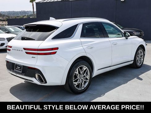 Used 2025 Genesis GV70 2.5T AWD/4WD image 4