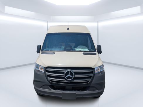 New 2026 Mercedes-Benz Sprinter 2500 image 8