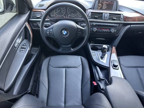 Used 2013 BMW 328i xDrive Sedan AWD/4WD image 30
