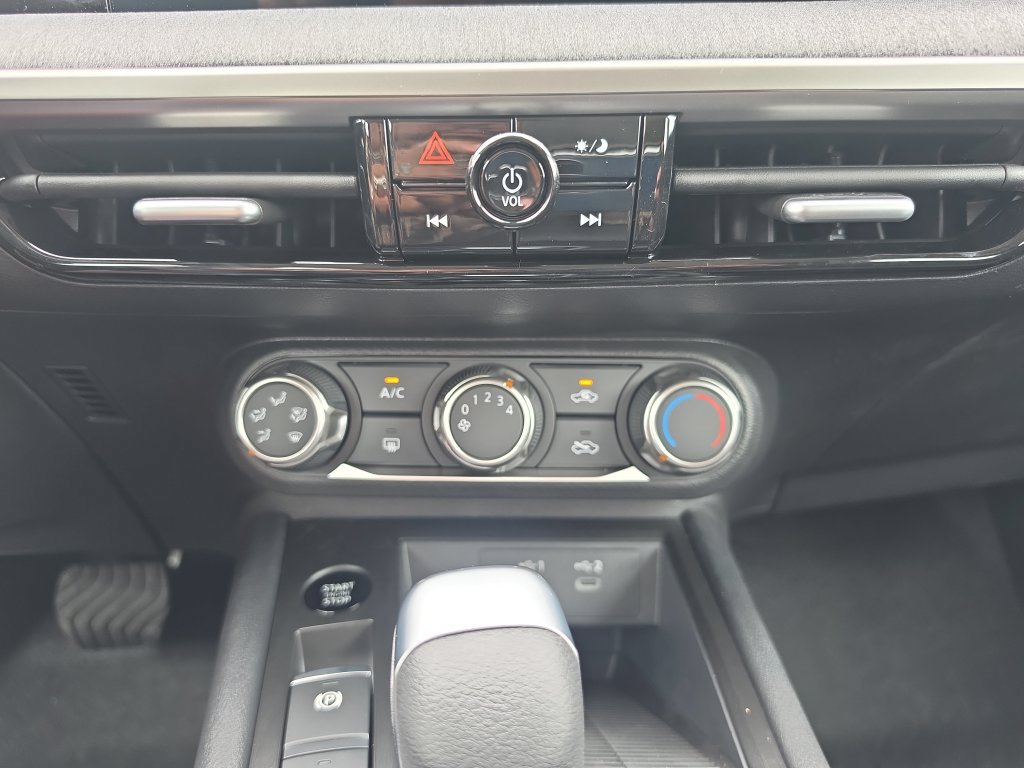 New 2026 Nissan Kicks S FWD image 16