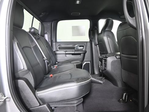 Used 2022 RAM 2500 Laramie w/ Night Edition AWD/4WD image 17