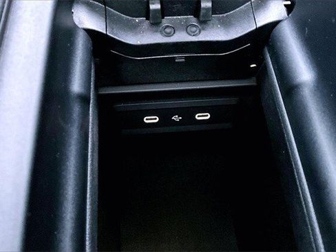 Used 2025 Mercedes-Benz CLA 250 4MATIC image 19