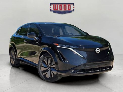 Used 2023 Nissan Ariya AWD/4WD image 1