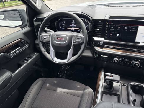 Used 2026 GMC Sierra 1500 Elevation AWD/4WD image 27