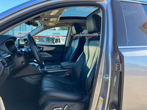 Used 2025 Acura MDX w/ Technology Package image 10