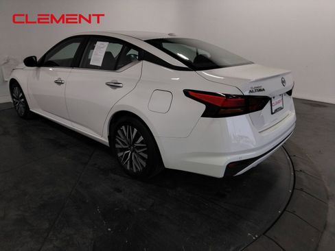 Used 2025 Nissan Altima 2.5 SV image 8