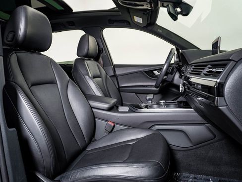 Used 2019 Audi Q7 3.0T Prestige w/ Prestige Package image 15