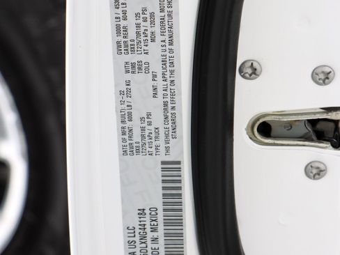 Used 2022 RAM 2500 Big Horn w/ Cold Weather Group image 34