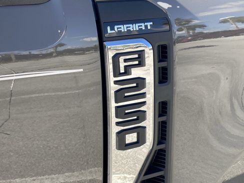 New 2026 Ford F250 Lariat w/ Lariat Premium Package AWD/4WD image 10