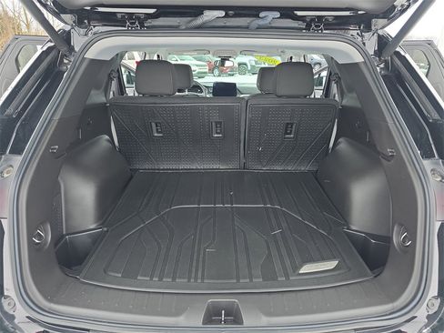 Used 2023 Chevrolet Blazer LT w/ Convenience Package image 12