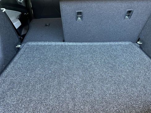 New 2025 Volkswagen ID.4 Pro image 14