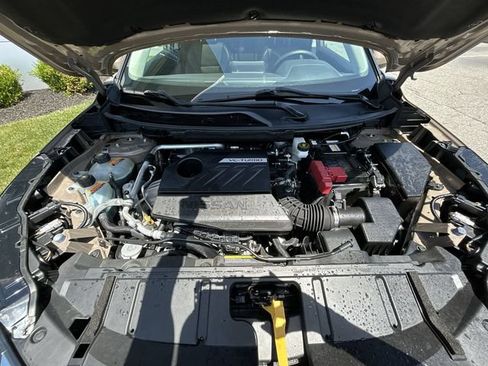 Certified 2024 Nissan Rogue SV w/ SV Premium Package AWD/4WD image 14