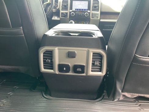 Used 2020 Ford F150 Lariat w/ Equipment Group 501A Mid AWD/4WD image 35
