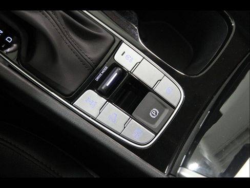 Certified 2025 Hyundai Tucson SEL AWD/4WD image 17
